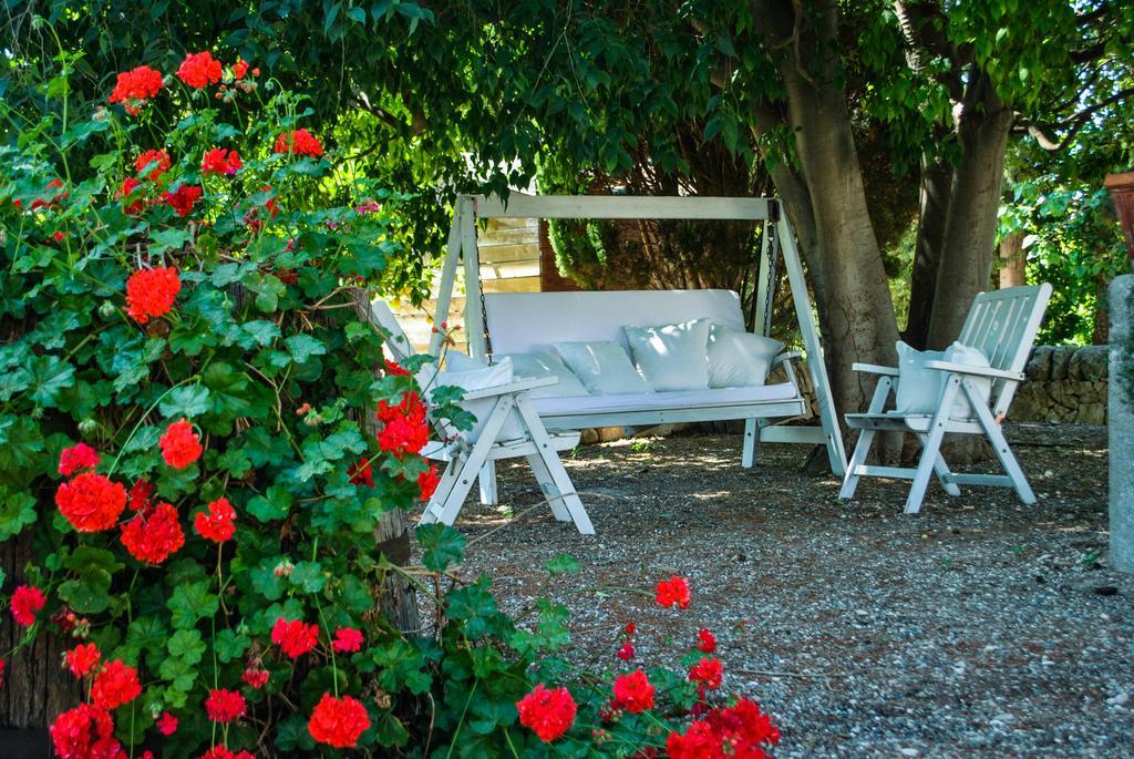 Chiusa Di Carlo Agriturismo Avola Exterior foto